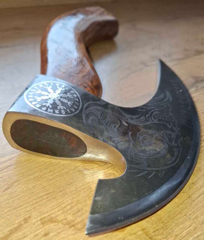 DAMASCUS VIKING AXE (A02)