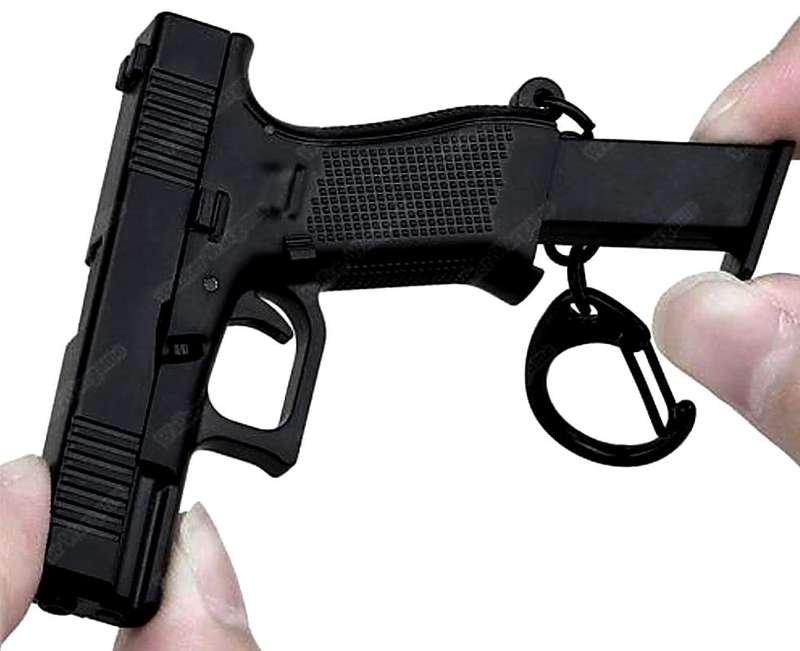 GLOCK 17 KEYCHAIN (1: 4 Scale Semi Functional)