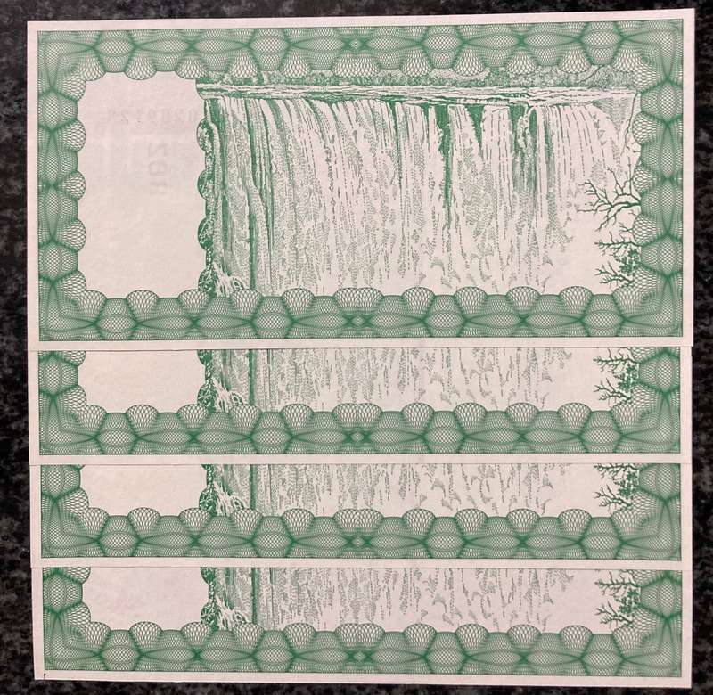 Zimbabwe 01/10/2005 $100,000 P-32 AA serial nos UNC 4 notes in sequence