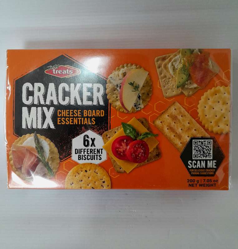 Tasty Treats Cracker Mix Cheese Board Essentials 200g