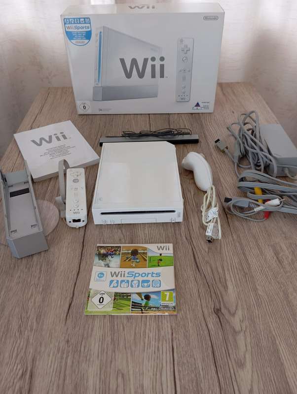 wii console with wii sports complete boxed system