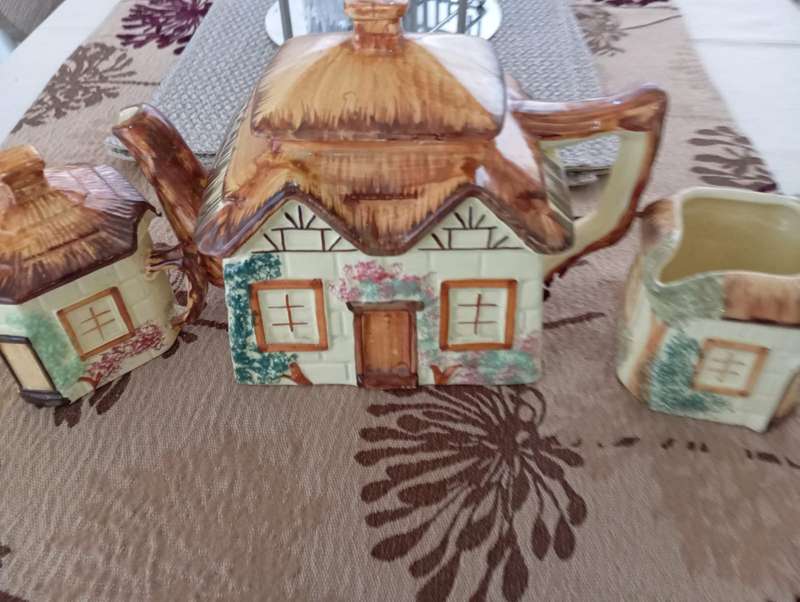 vintage tea set