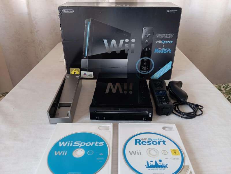 boxed wii console with wii sports and sports resort bundle