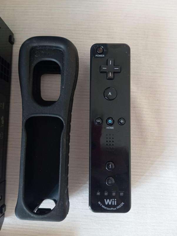 boxed wii console with wii sports and sports resort bundle