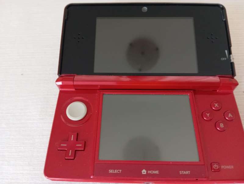 Nintendo 3DS Red Console With Original Charger