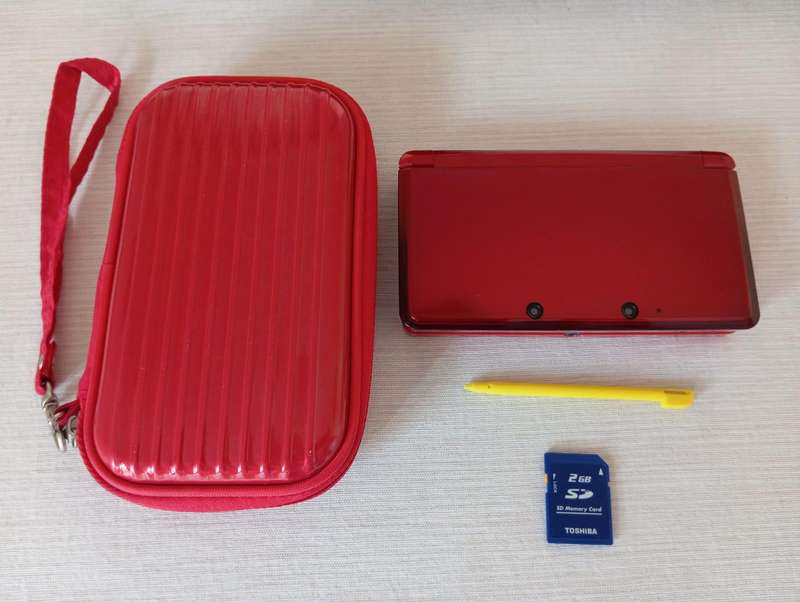 Nintendo 3DS Red Console With Original Charger