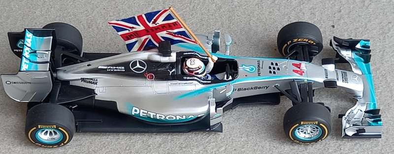 Mercedes W05 - Hamilton World Champion 2014 - Abu Dhabi - Spark 1/18