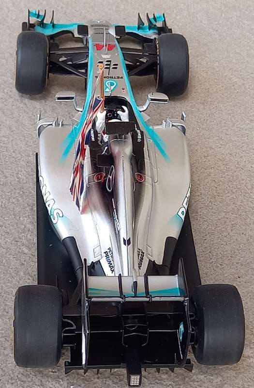 Mercedes W05 - Hamilton World Champion 2014 - Abu Dhabi - Spark 1/18