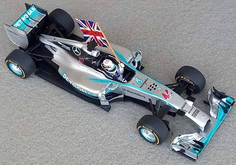 Mercedes W05 - Hamilton World Champion 2014 - Abu Dhabi - Spark 1/18