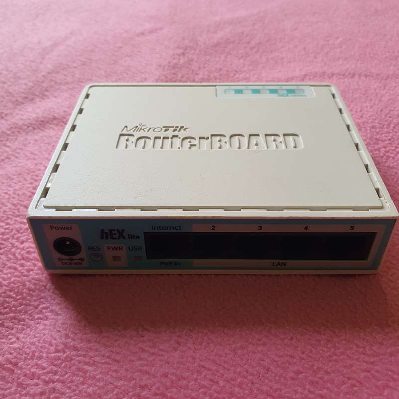 MikroTik hEX Lite RB750R2