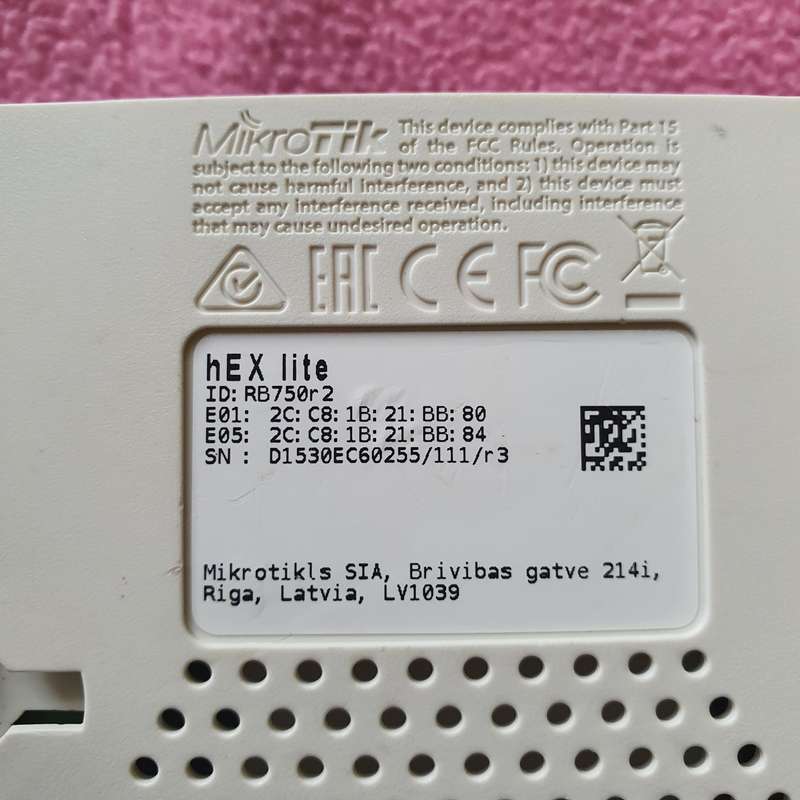 MikroTik hEX Lite RB750R2