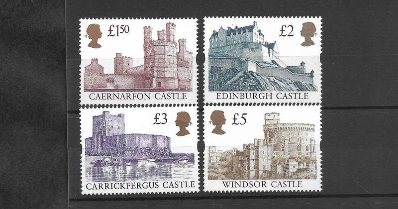 QUEEN ELIZABETH II CASTLES TWO Different Issues