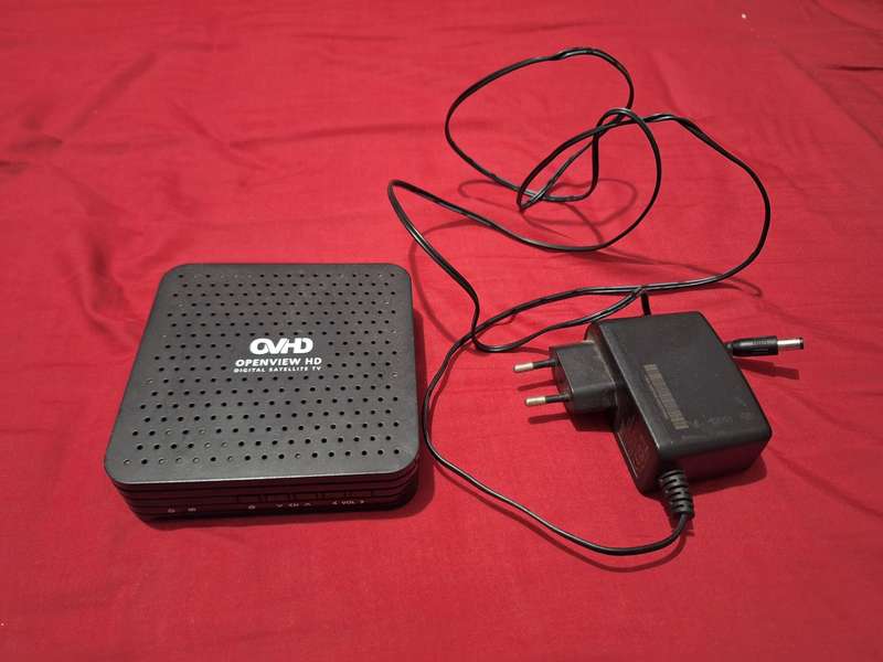  OVI HD Device with Power Cable  Ready to Use! 