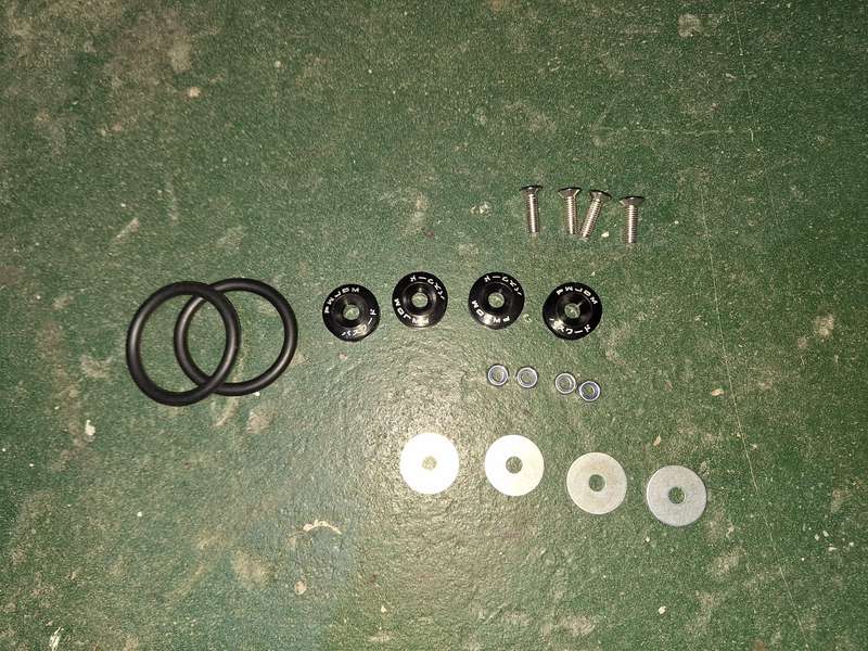 Bumper quick release clips