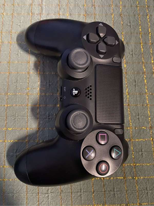PlayStation 4 Slim 960GB Console