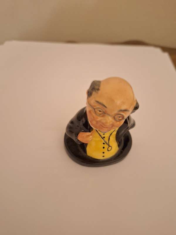 MR PICKWICK BY ROYAL DOULTON