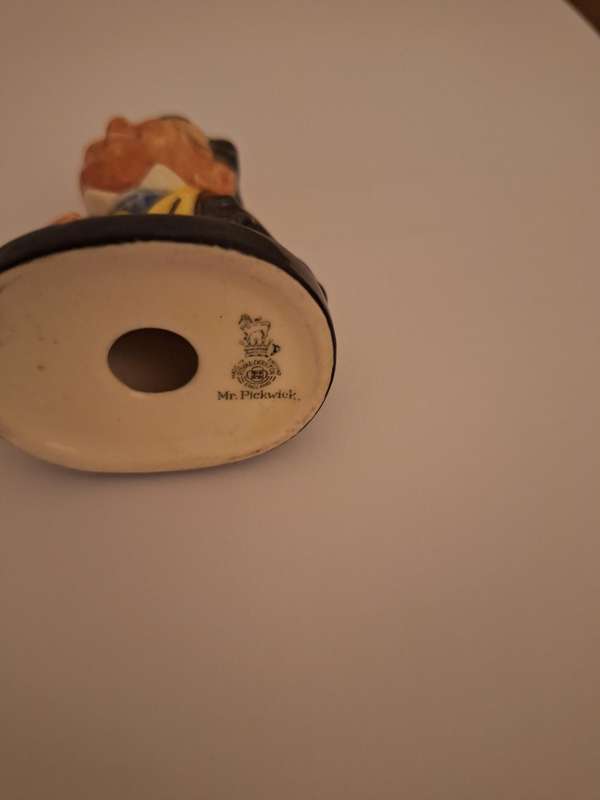 MR PICKWICK BY ROYAL DOULTON