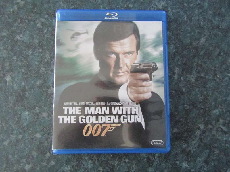 The Man With The Golden Gun (Blu-ray)