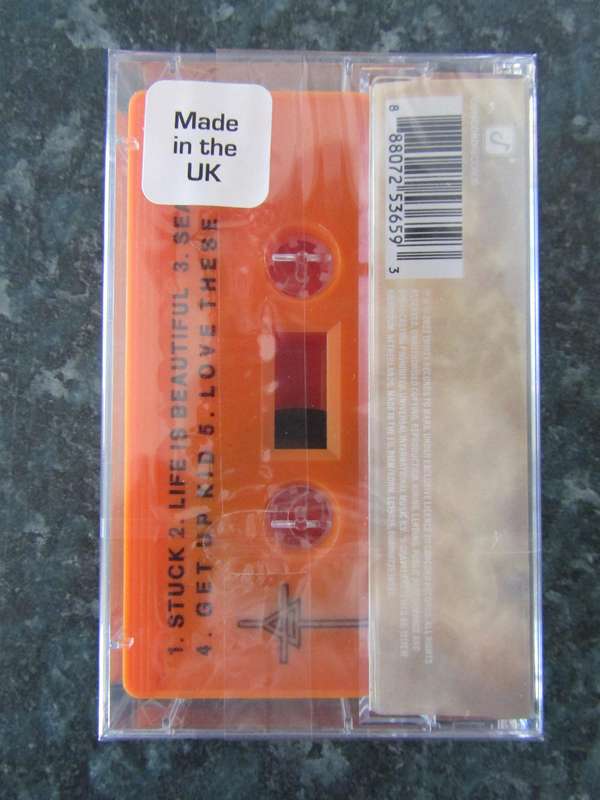 30 Seconds To Mars  It's The End Of The World But It's A Beautiful Day (Cassette)