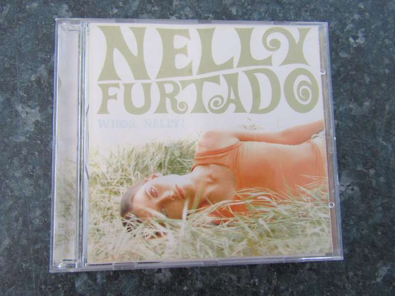 Nelly Furtado - Whoa, Nelly! (CD)