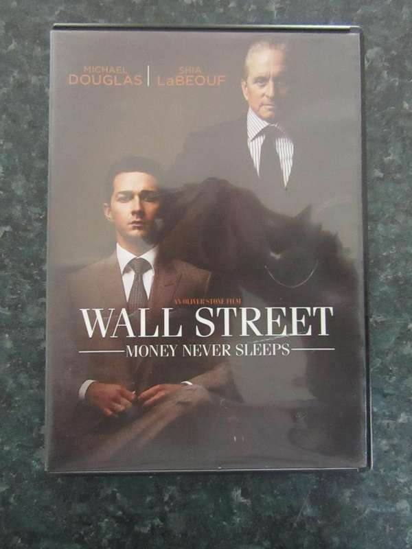 Wall Street: Money Never Sleeps (DVD)