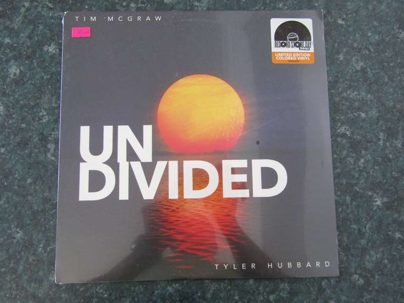 Tim McGraw, Tyler Hubbard  Undivided (12" Maxi Vinyl)