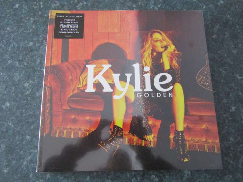 Kylie Minogue - Golden (CD + Vinyl)