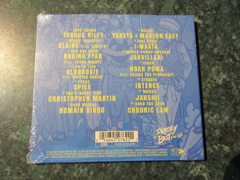Various  Strictly The Best Vol. 62 (CD)