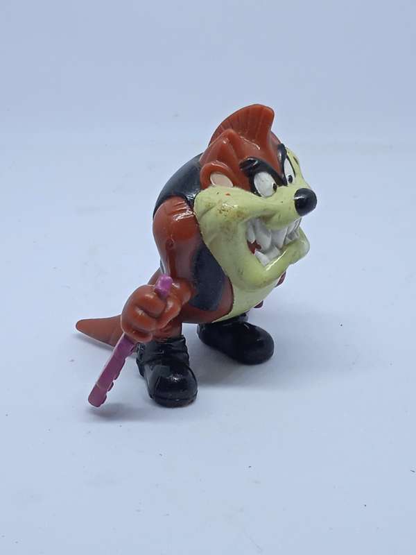 ORIGINAL 1994 TASMANIAN DEVIL(TAZ) FIGURINE