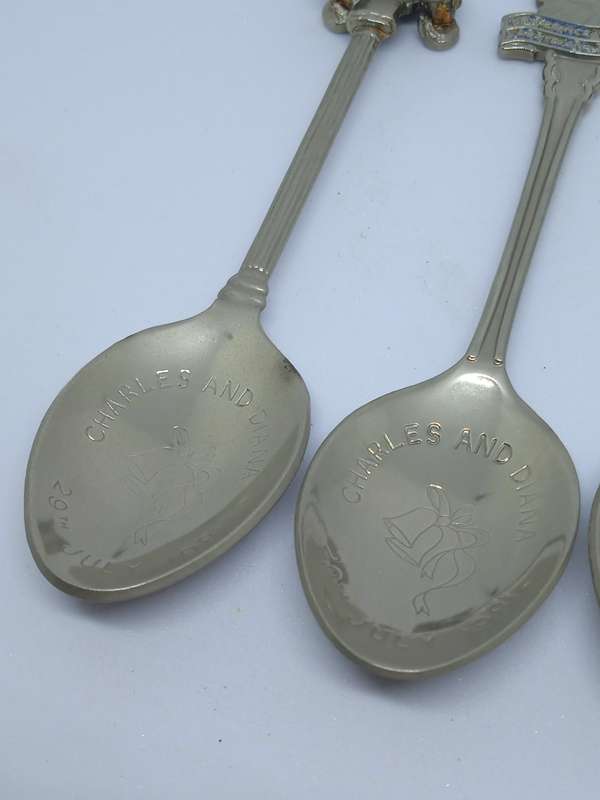 1981 ROYAL WEDDING COMMEMORATIVE SPOONS