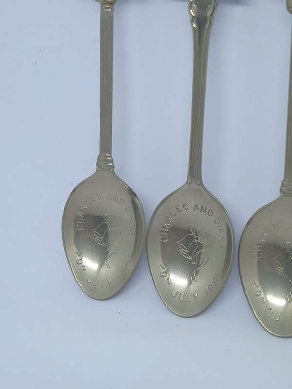 1981 ROYAL WEDDING COMMEMORATIVE SPOONS