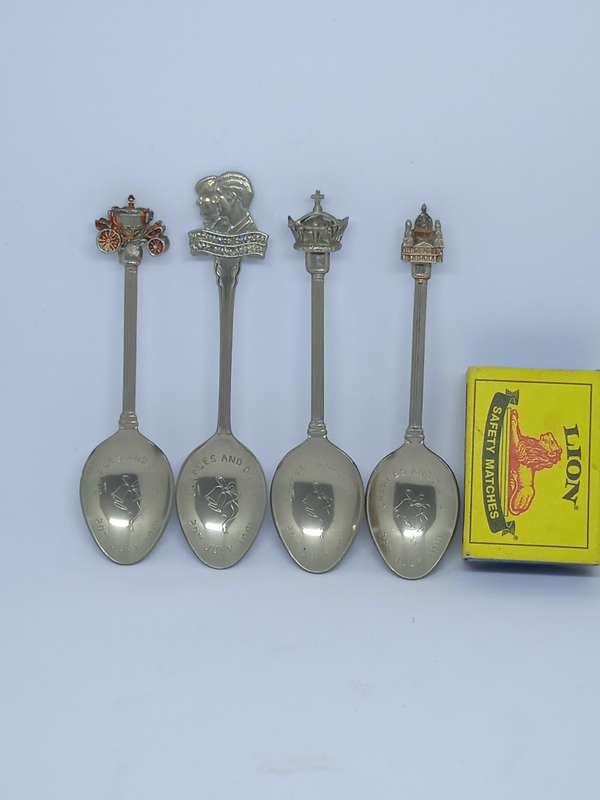 1981 ROYAL WEDDING COMMEMORATIVE SPOONS