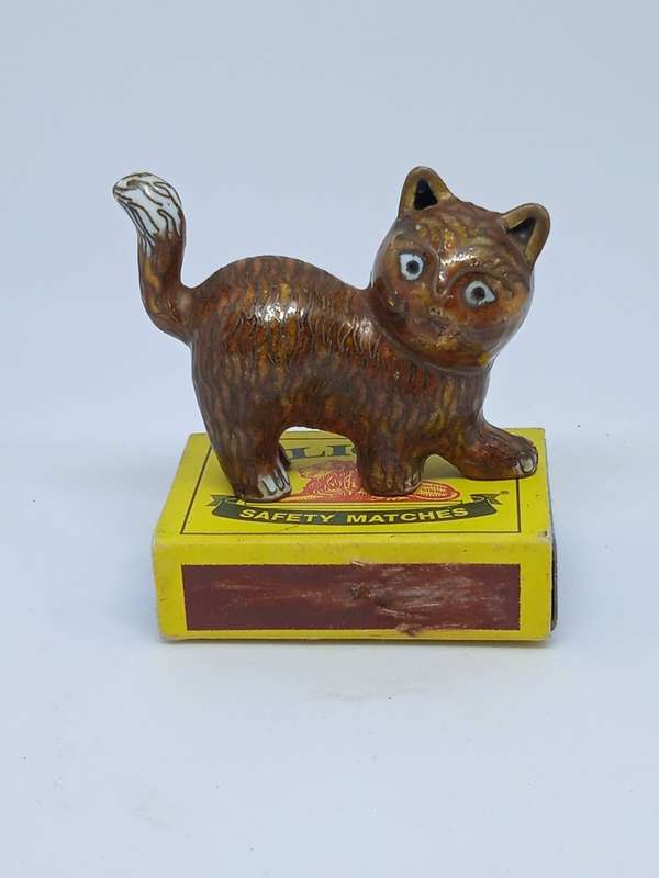 VINTAGE METAL MINIATURE CAT FIGURINE