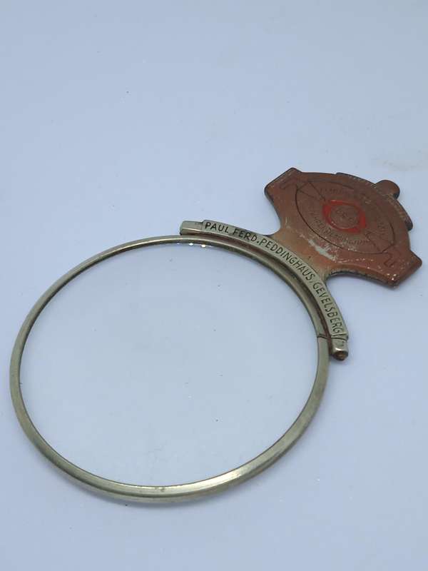 RARE VINTAGE MAGNIFIER