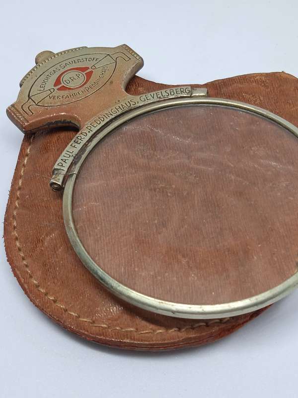 RARE VINTAGE MAGNIFIER
