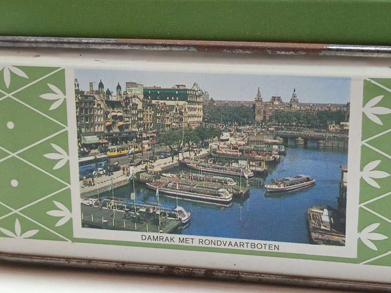 VINTAGE DUTCH TIN