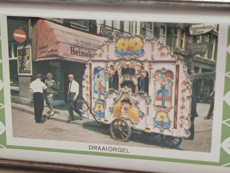 VINTAGE DUTCH TIN
