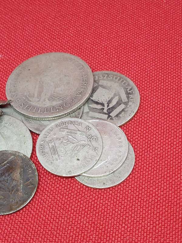 19 GRAMS SCRAP 80% SILVER COINS