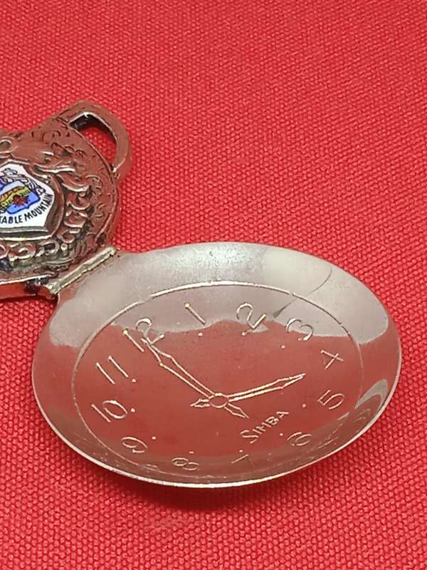 VINTAGE TABLE MOUNTAIN TEA CADDY SPOON