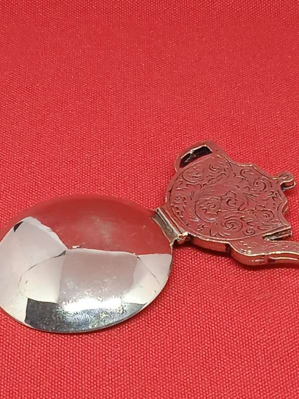 VINTAGE TABLE MOUNTAIN TEA CADDY SPOON