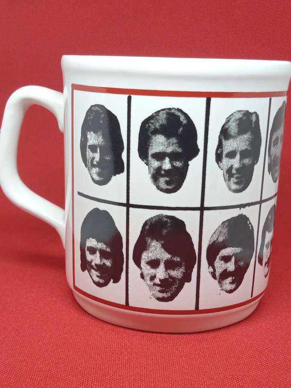 1977 LIVERPOOL F.C COFFEE MUG