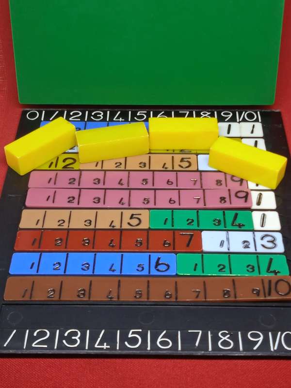 MINI STRIPS AND MAXI-PROBLEMS VINTAGE EDUCATIONAL TOY