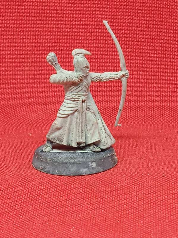 LORD OF THE RINGS MINIATURE FIGURINE