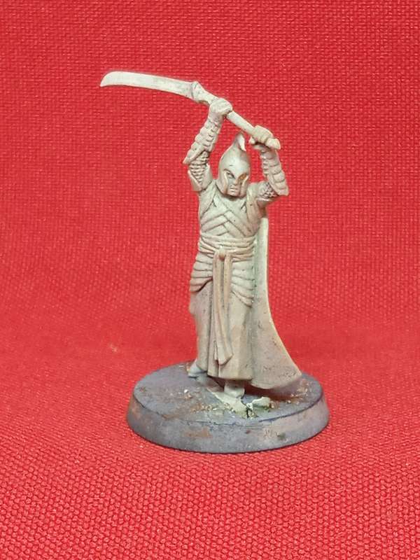 LORD OF THE RINGS MINIATURE FIGURINE
