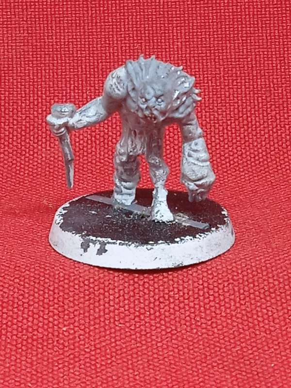 LORD OF THE RINGS MINIATURE GOBLIN