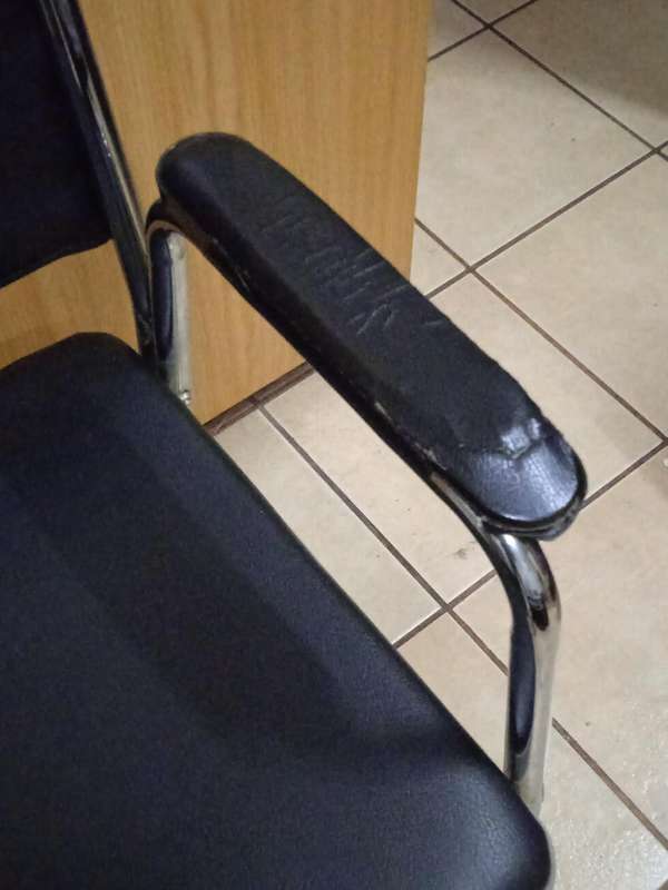 MEDICAL CHAIR