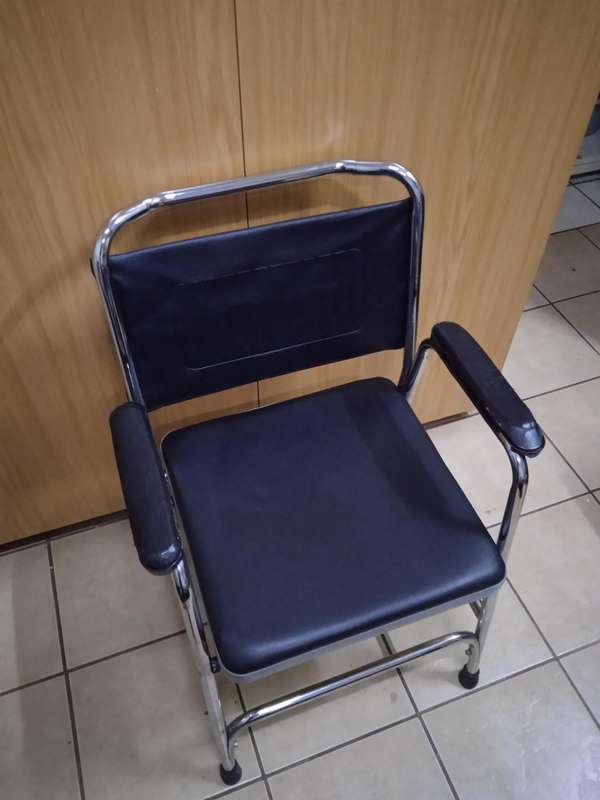 MEDICAL CHAIR
