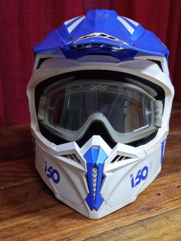 HJC HELMET WITH VISOR
