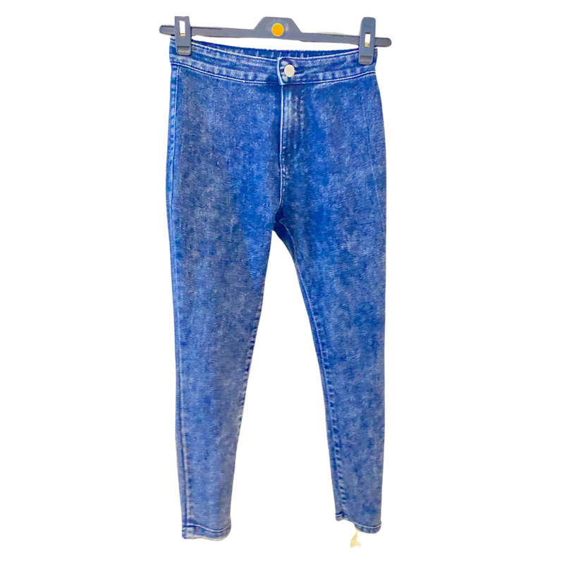 High waisted jeans Size: 8/32