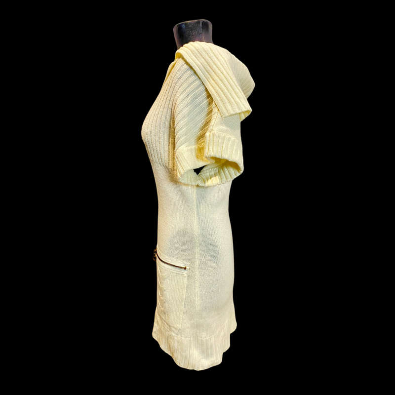 Cream top/dress Size: 10/34